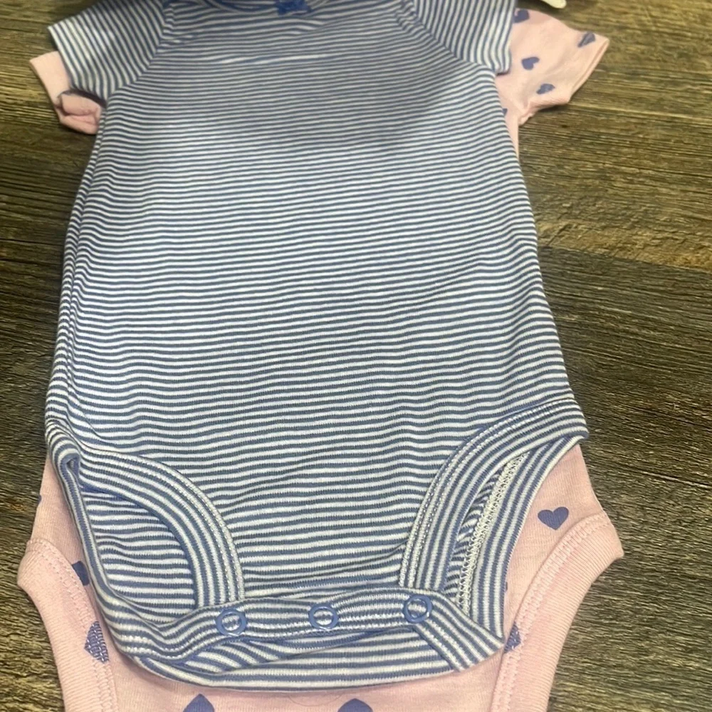 3 pc carter’s baby bodysuit